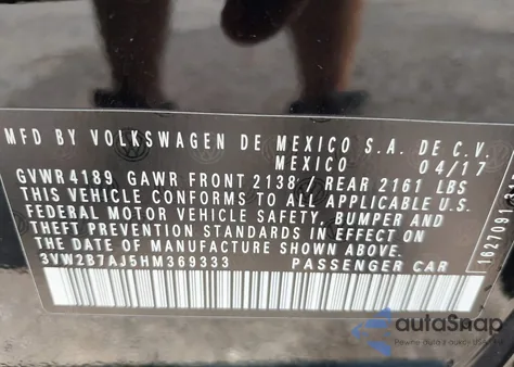 2017 Volkswagen Jetta 1.4T S z USA, uszkodzony, nr VIN 3VW2B7AJ5HM369333